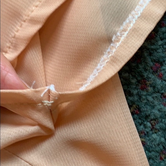 Sheer blouse peep 👀 one shoulder - Picture 4 of 7